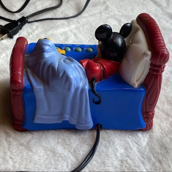 Westclox General Time Corp. Disney Mickey and Pluto Vintage Alarm Clock - Picture 2 of 13